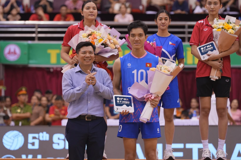 Bích Tuyền có hành động cao đẹp, được người hâm mộ bóng chuyền Việt Nam khen ngợi - Ảnh 1.