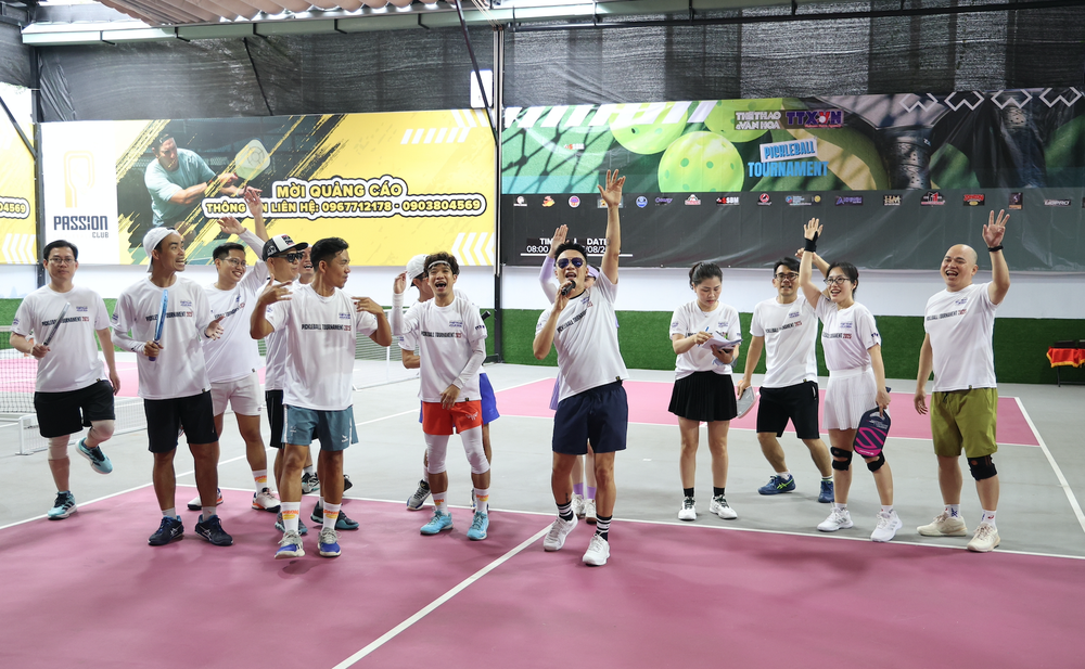 Tưng bừng khai mạc giải Pickleball báo Thể thao và Văn hoá 2025 - Ảnh 2.