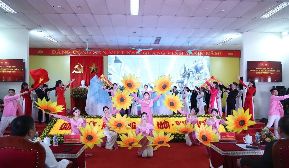 Đại hội đại biểu Đảng bộ xã Vật Lại lần thứ I, nhiệm kỳ 2025-2030: Dấu mốc mới trên hành trình phát triển - Ảnh 1.