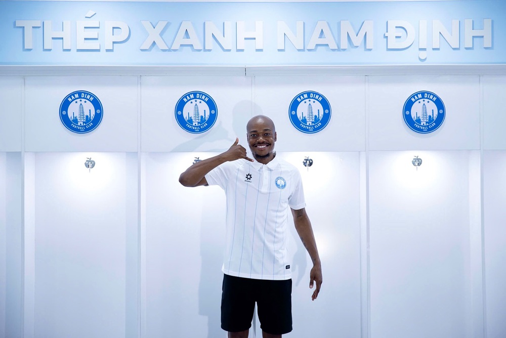 Thép Xanh Nam Định tiếp tục ‘chơi lớn’ công bố hợp đồng với tuyển thủ Nam Phi - Ảnh 1.