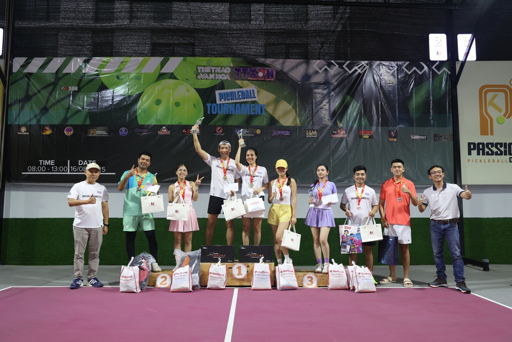 Tôn vinh những nhà vô địch đầu tiên của Giải Pickleball báo Thể thao và Văn hóa - Ảnh 4.