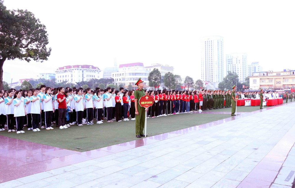 Phát động sự kiện đi bộ trên toàn quốc &quot;Cùng Việt Nam tiến bước&quot; - Ảnh 16.