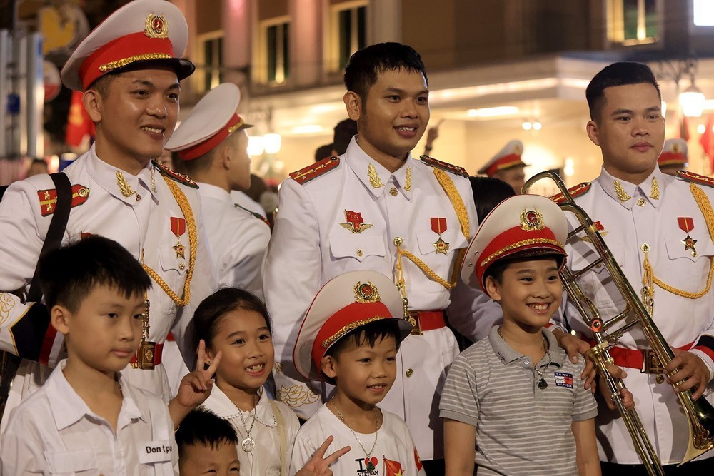 Chương trình nghệ thuật &quot;Ngày hội bình yên&quot; - Ảnh 8.