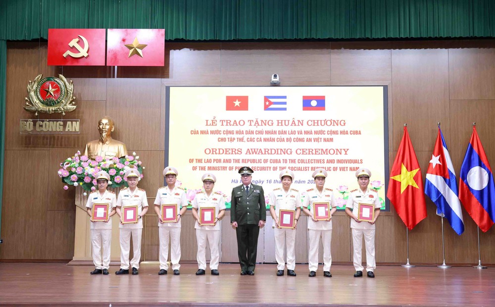 Những phần thưởng cao quý tô thắm mối quan hệ Việt Nam - Lào - Cuba - Ảnh 10.