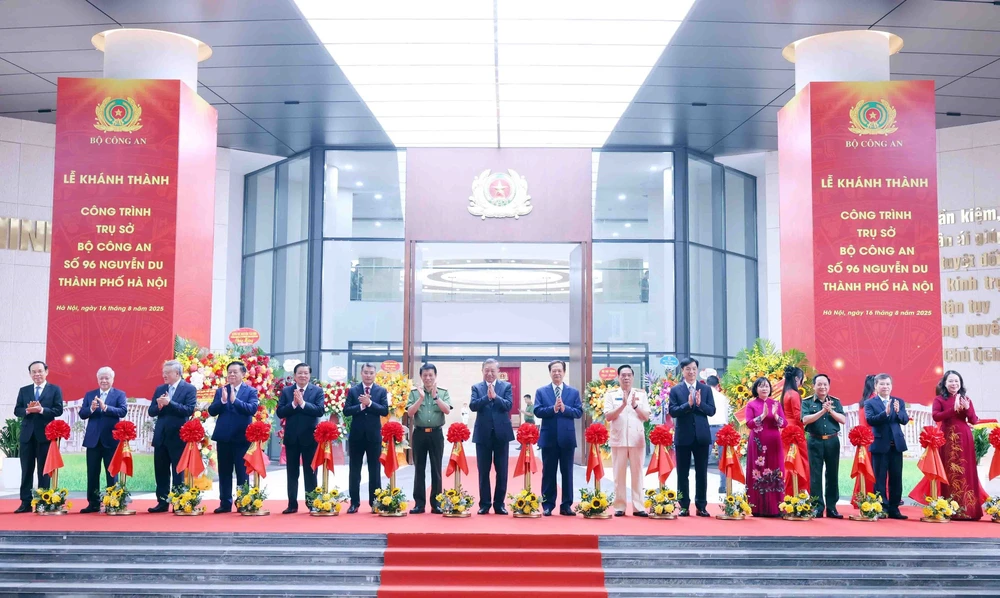 Khánh thành Trụ sở Bộ Công an tại số 96 Nguyễn Du, phường Cửa Nam, thành phố Hà Nội - Ảnh 4.