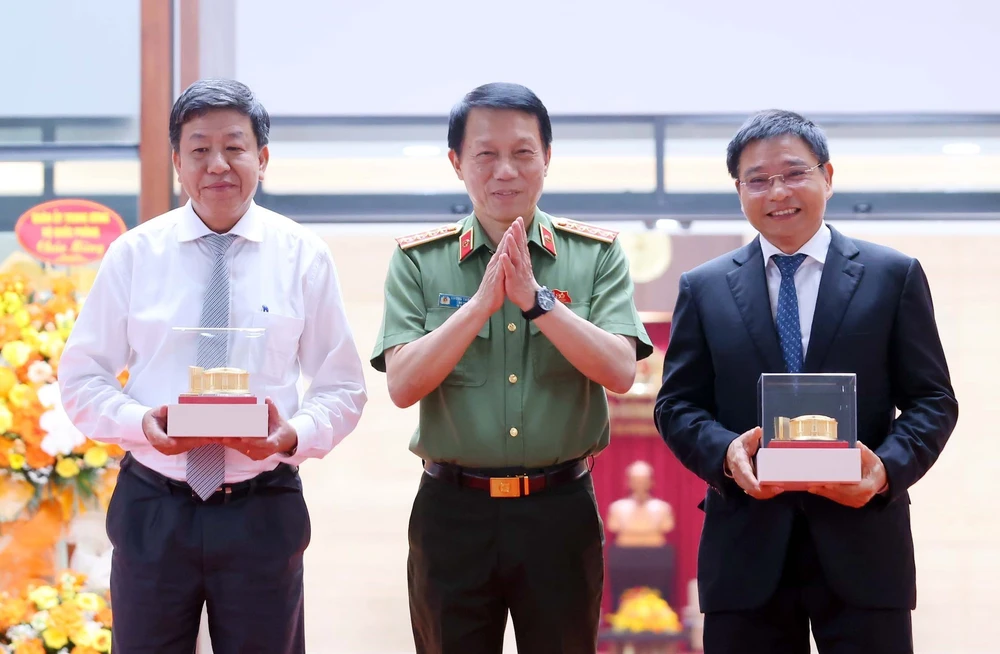 Khánh thành Trụ sở Bộ Công an tại số 96 Nguyễn Du, phường Cửa Nam, thành phố Hà Nội - Ảnh 5.