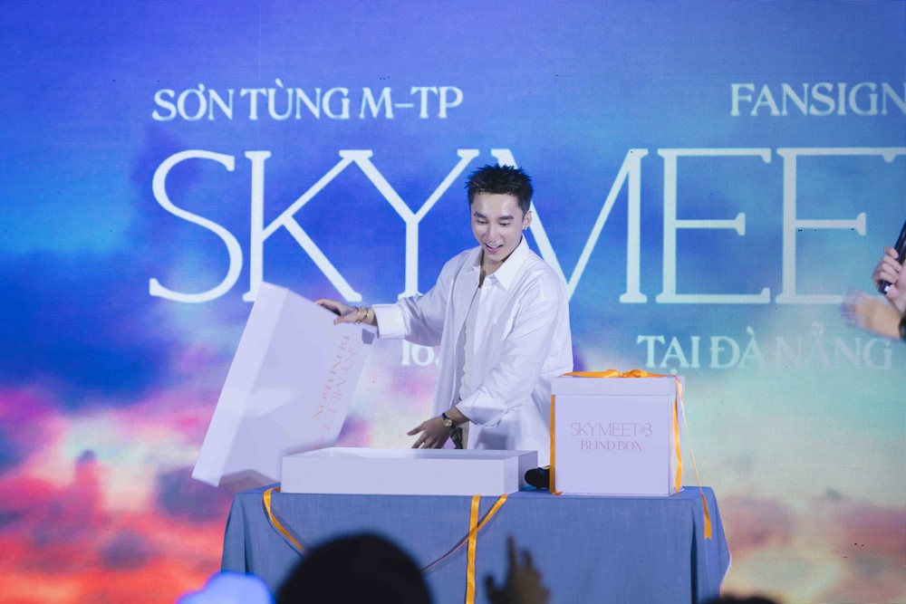 Sơn Tùng M-TP tỏa sáng trong ánh hoàng hôn Đà Nẵng tại SKYMEET #3 - Ảnh 5.