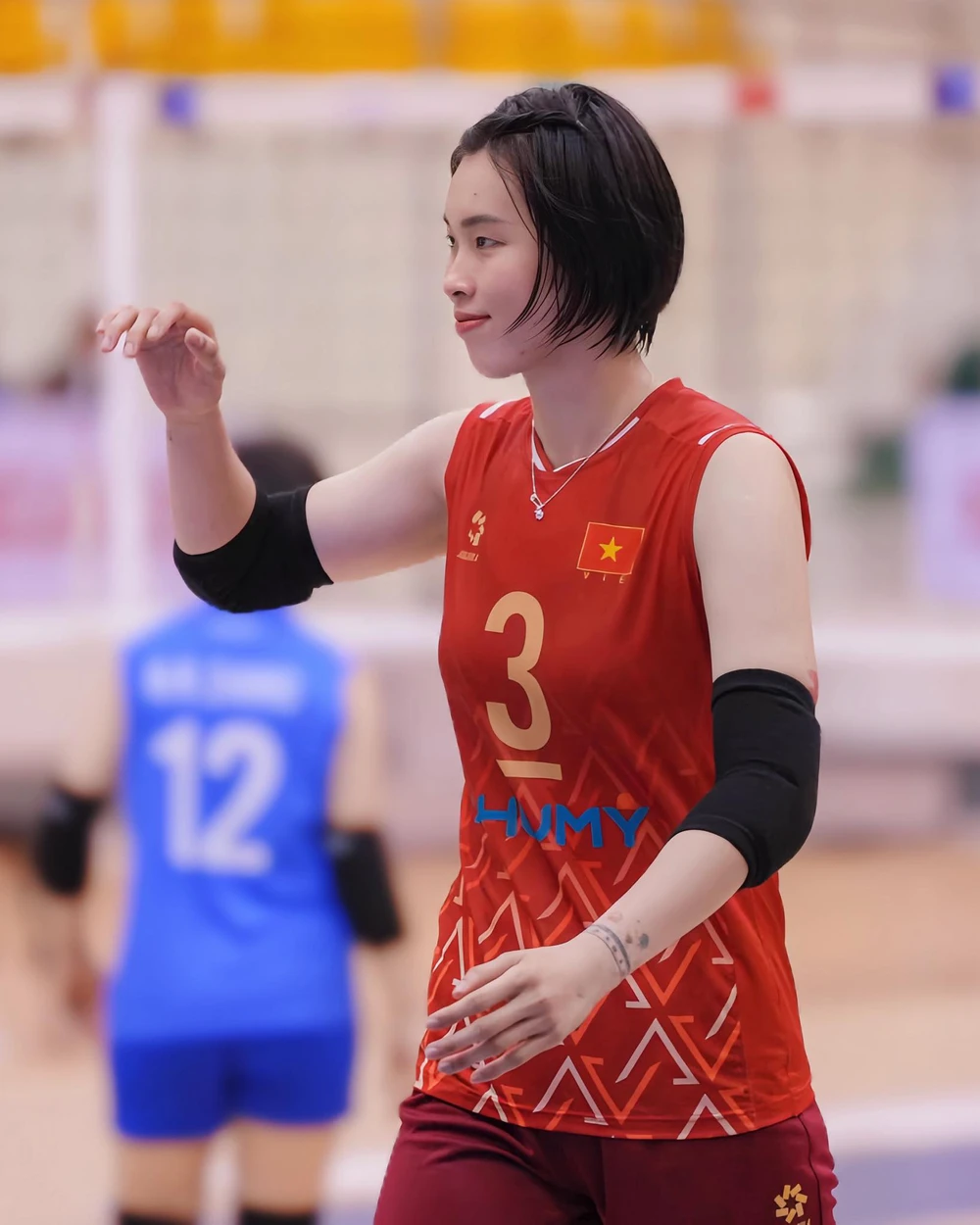 Thanh Thúy đã có những tình huống đánh sau vạch 3m và ghi điểm trong thất bại 0-4 của tuyển Việt Nam trước Tây Ban Nha