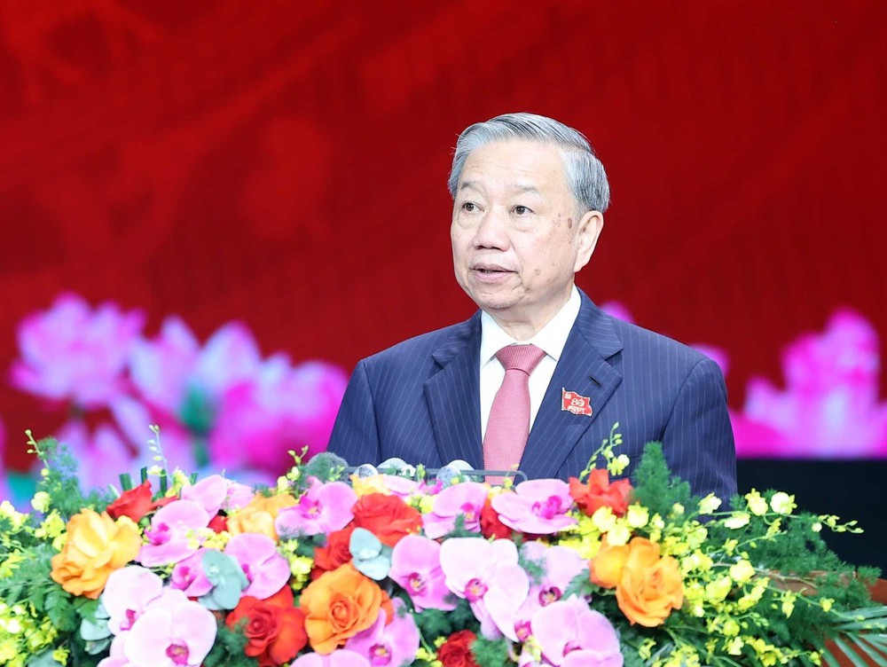Diễn văn của Tổng Bí thư Tô Lâm tại Lễ kỷ niệm 80 năm Ngày truyền thống Công an nhân dân và 20 năm Ngày hội toàn dân bảo vệ an ninh Tổ quốc và trao tặng Huân chương Sao vàng lần thứ 5 - Ảnh 3.