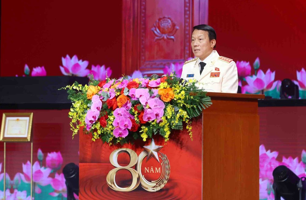 Lễ kỷ niệm 80 năm Ngày truyền thống Công an nhân dân và 20 năm Ngày hội toàn dân bảo vệ an ninh Tổ quốc - Ảnh 20.