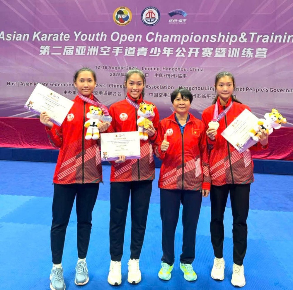 Karate Việt Nam giành 1 HCV và 2 HCB tại giải vô địch trẻ châu Á mở rộng 2025 - Ảnh 1.
