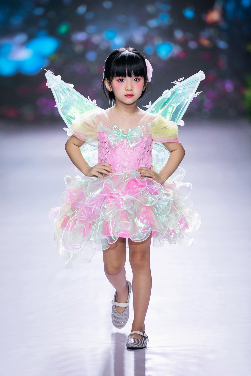 Người mẫu Nhã Tâm &quot;đắt show&quot; tại trình diễn trong tuần lễ thời trang Destination Runway Fashion Week 2025 - Ảnh 3.