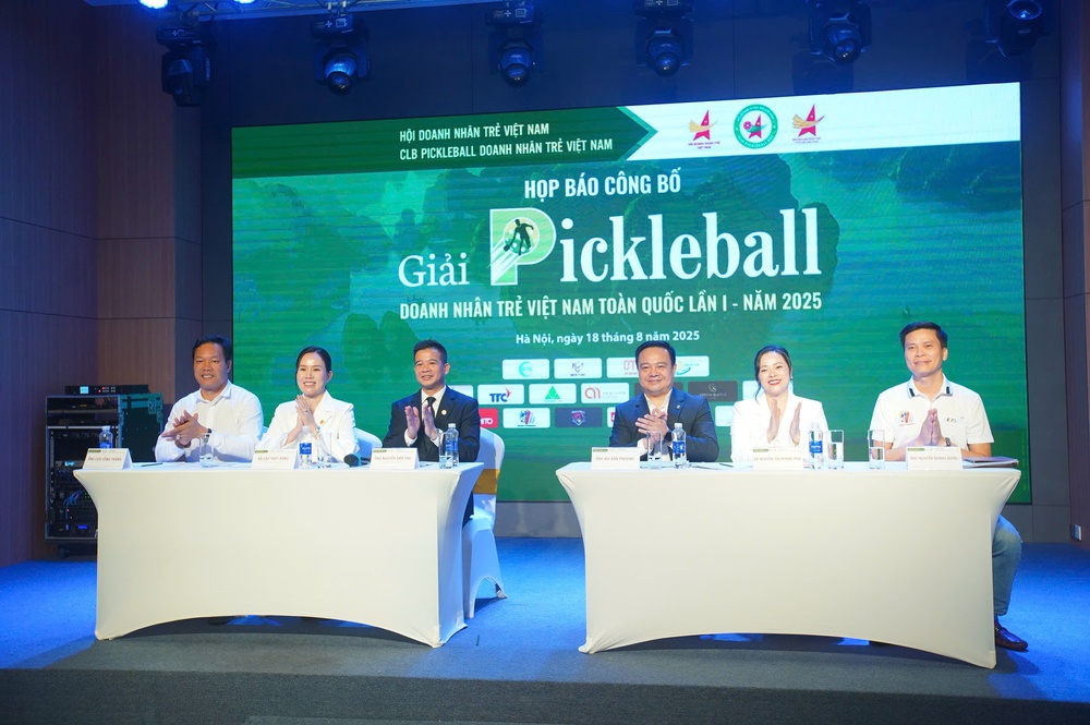 Nhiều nghệ sỹ nổi tiếng tham dự Giải pickleball Doanh nhân trẻ Việt Nam toàn quốc lần I - năm 2025 - Ảnh 2.