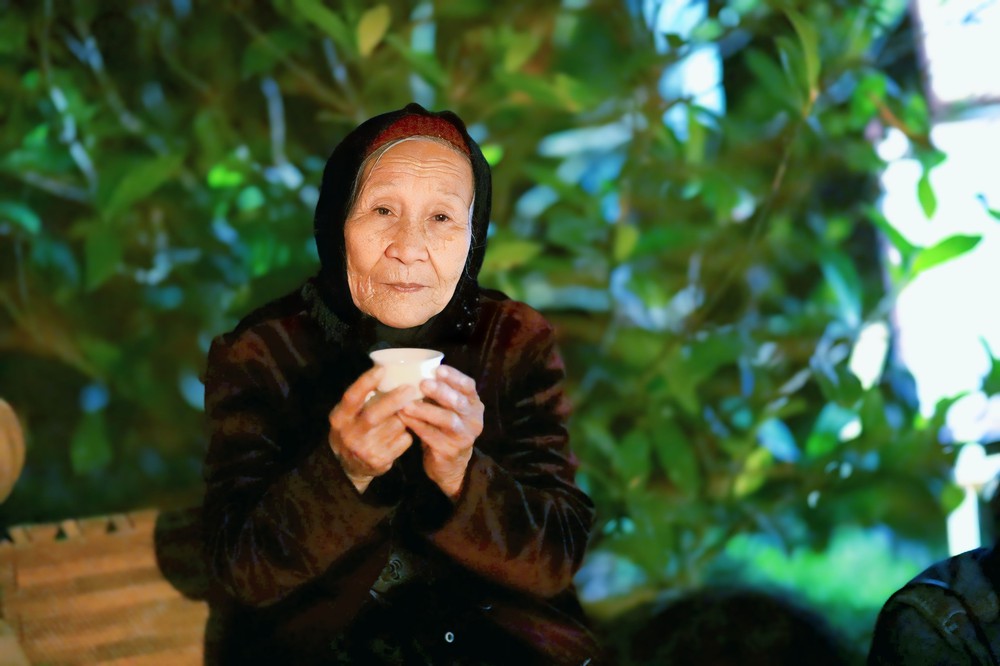 &quot;Dòng chảy&quot; trà Việt Nam đương đại (kỳ 6 & hết): Chén trà - Chứng nhân của vui buồn đời người - Ảnh 1.
