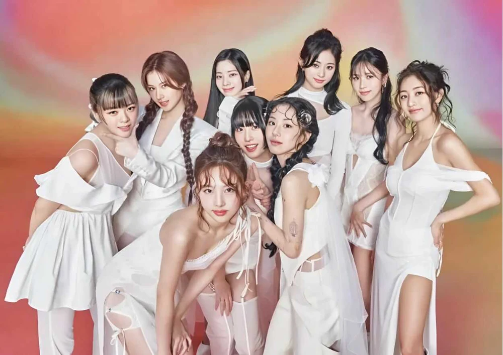 10 năm sau &quot;debut&quot;, Twice tiếp tục lập thành công lịch sử trên BXH Billboard - Ảnh 5.