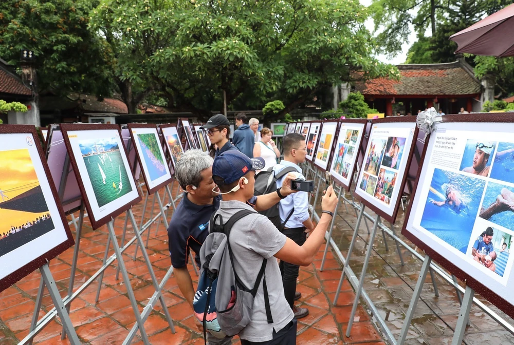 Khai mạc và trao giải thưởng Festival Nhiếp ảnh trẻ 2025 - Ảnh 11.