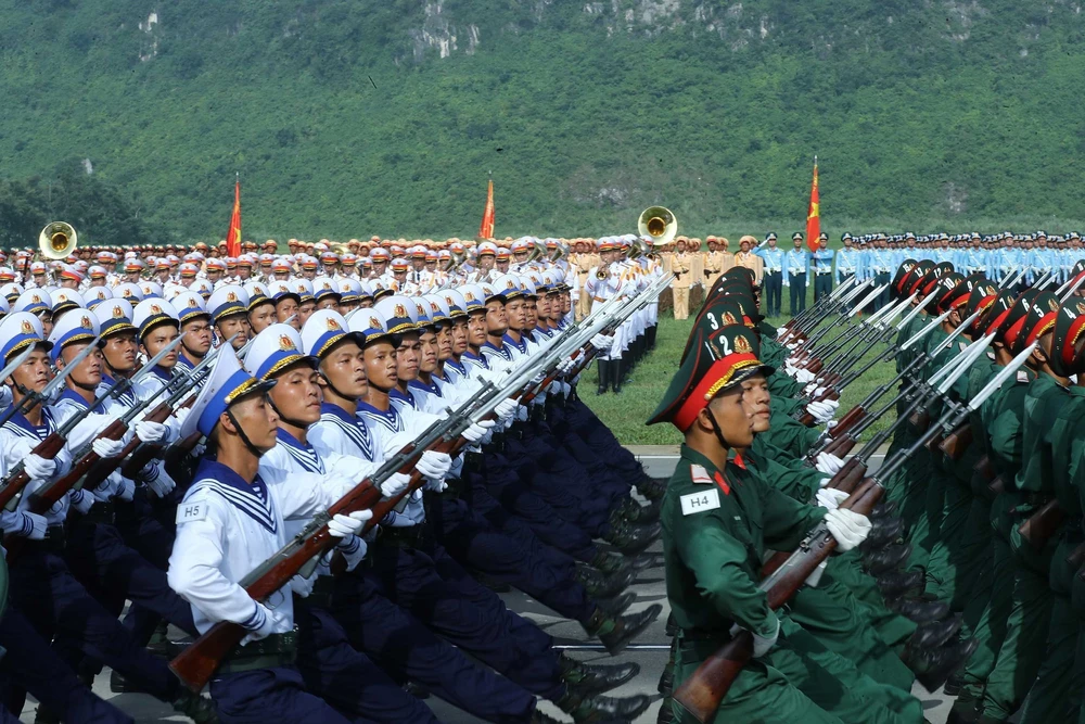 80 NĂM QUỐC KHÁNH: Bản anh hùng ca quân sự của nhân dân Việt Nam - Ảnh 3.