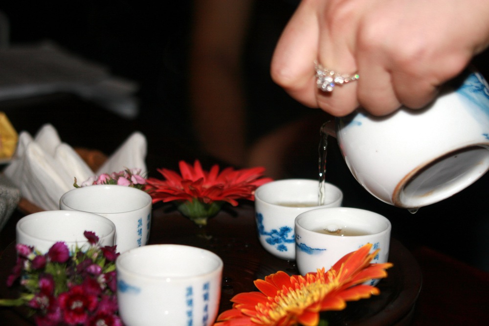 &quot;Dòng chảy&quot; trà Việt Nam đương đại (kỳ 6 & hết): Chén trà - Chứng nhân của vui buồn đời người - Ảnh 4.