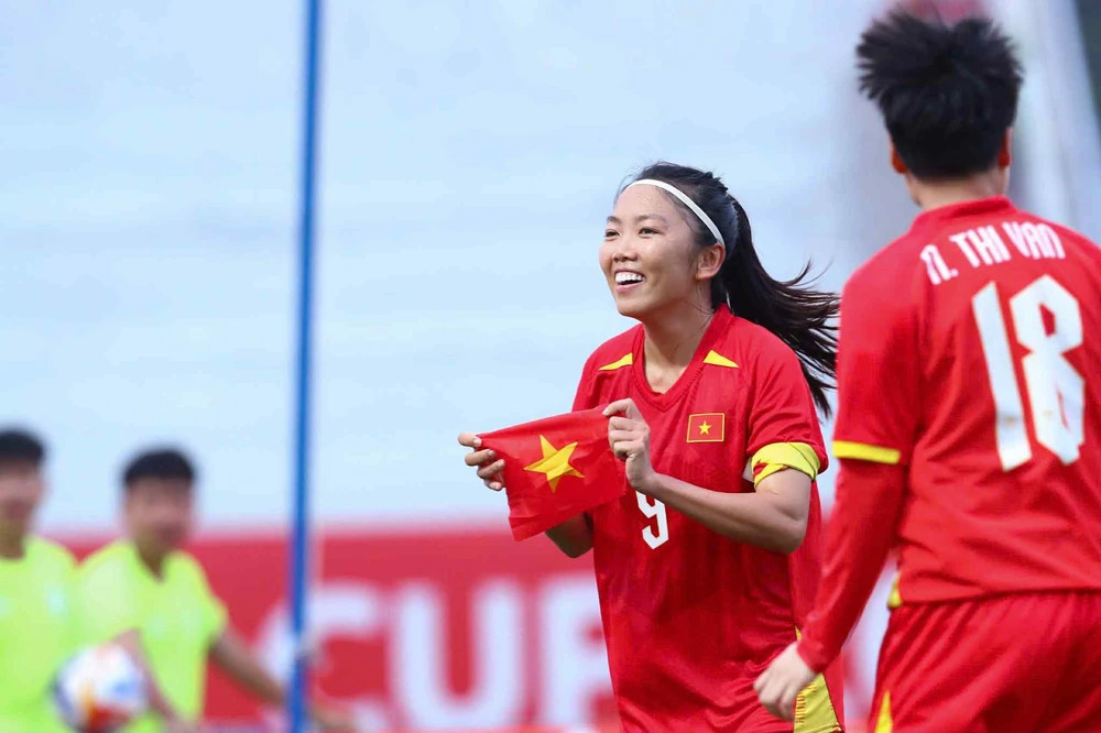 Huỳnh Như trước kỳ SEA Games thứ 6: Kỷ lục gia bóng đá nữ Việt Nam vẫn chưa muốn dừng lại - Ảnh 2. Huỳnh Như trước kỳ SEA Games thứ 6: Kỷ lục gia bóng đá nữ Việt Nam vẫn chưa muốn dừng lại - Ảnh 2.