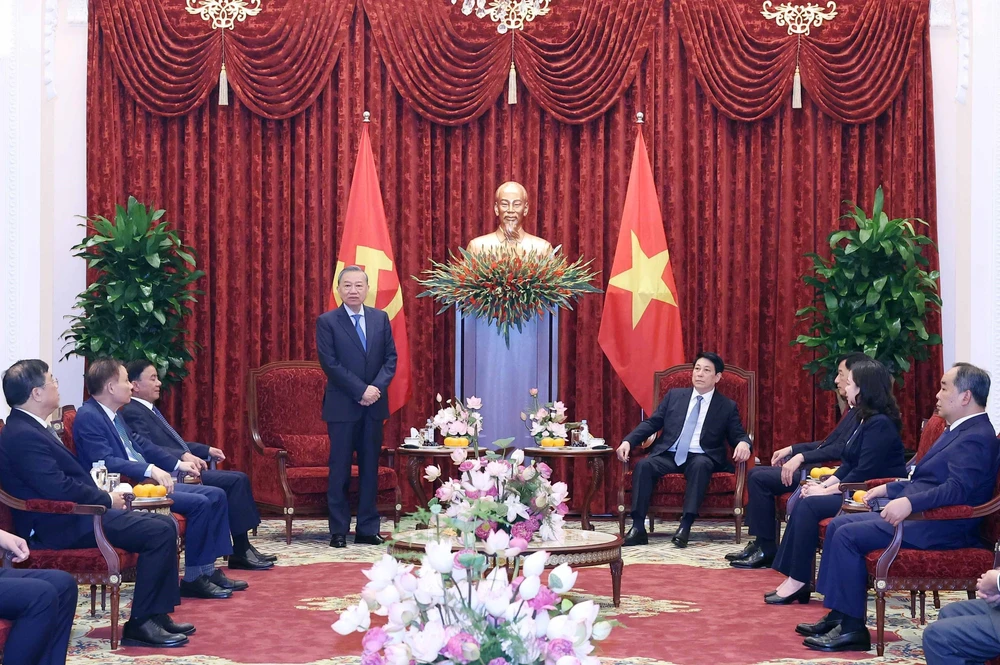 Tổng Bí thư và Chủ tịch nước dự Lễ bàn giao Trụ sở làm việc Cơ quan Chủ tịch nước - Ảnh 1.