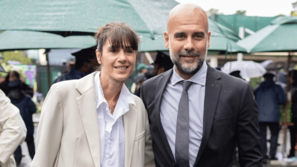 Pep Guardiola sắp hoàn tất thủ tục ly hôn, Man City lo lắng - Ảnh 1.