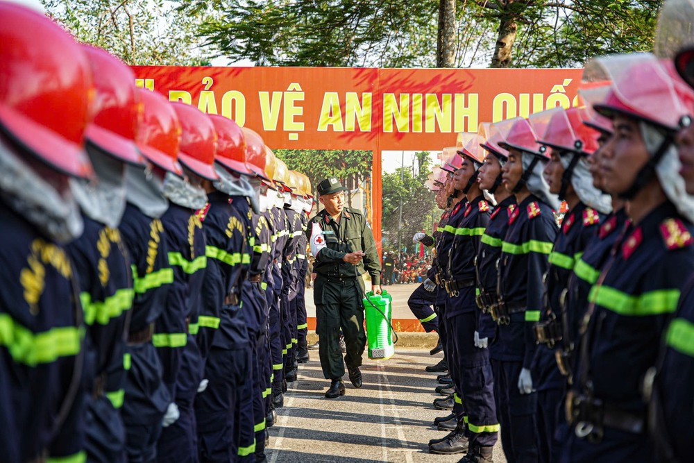 Lực lượng Công an hợp luyện, sẵn sàng cho diễu binh, diễu hành Kỷ niệm 80 năm Cách mạng tháng Tám và Quốc khánh 2/9 - Ảnh 20.