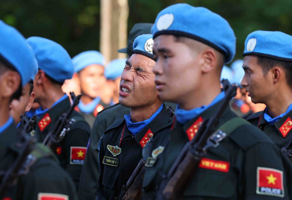 Lực lượng Công an hợp luyện, sẵn sàng cho diễu binh, diễu hành Kỷ niệm 80 năm Cách mạng tháng Tám và Quốc khánh 2/9 - Ảnh 18.