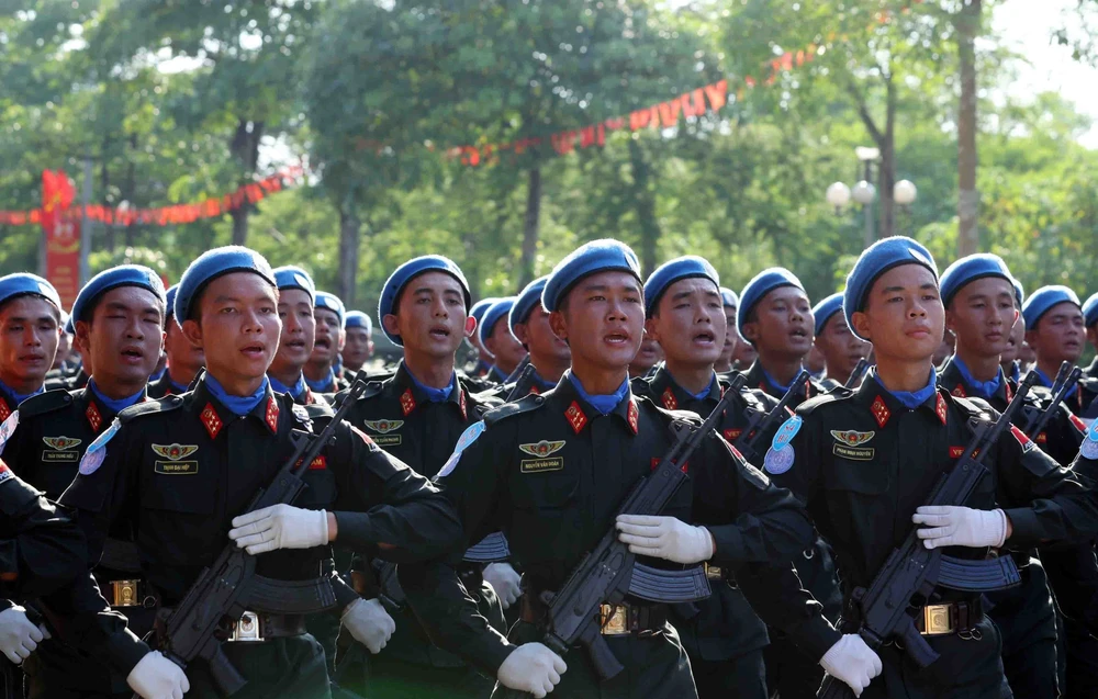Lực lượng Công an hợp luyện, sẵn sàng cho diễu binh, diễu hành Kỷ niệm 80 năm Cách mạng tháng Tám và Quốc khánh 2/9 - Ảnh 15.