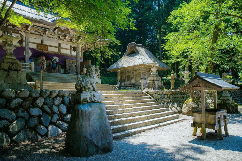 Shirakawago và Gokayama - nét đẹp cổ kính giữa núi rừng Nhật Bản - Ảnh 3. Shirakawago và Gokayama - nét đẹp cổ kính giữa núi rừng Nhật Bản - Ảnh 3.