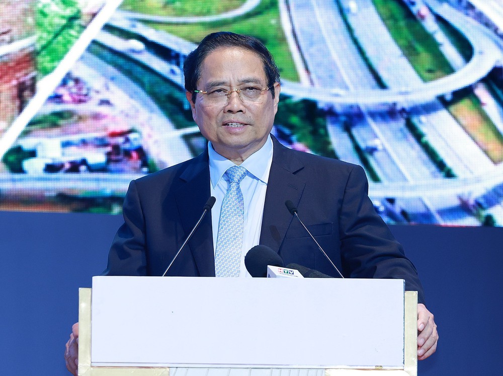 Thủ tướng Phạm Minh Chính: Thành phố Hồ Chí Minh cần thực hiện “5 đi đầu” - Ảnh 2.