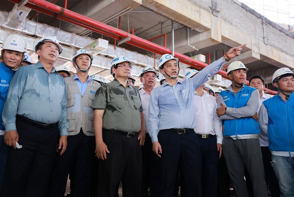 Thủ tướng kiểm tra tiến độ thi công Cảng hàng không quốc tế Long Thành - Ảnh 11.
