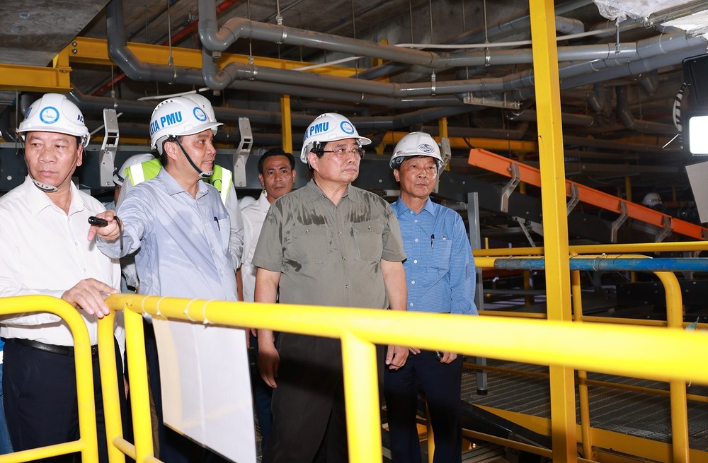 Thủ tướng kiểm tra tiến độ thi công Cảng hàng không quốc tế Long Thành - Ảnh 14.