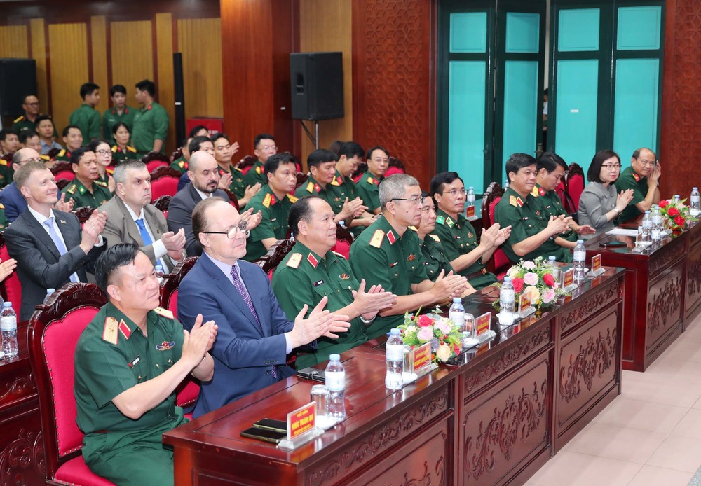 Báo Quân đội nhân dân ra mắt Báo Quân đội nhân dân điện tử tiếng Nga - Ảnh 6.