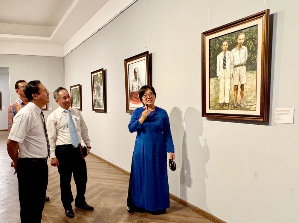 80 năm Quốc khánh: Tưởng nhớ Bác Hồ kính yêu qua tác phẩm hội họa - Ảnh 3.