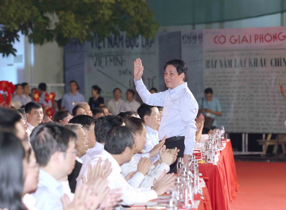 Chương trình Cầu truyền hình chính luận - nghệ thuật đặc biệt “Thời cơ vàng” - Ảnh 3.