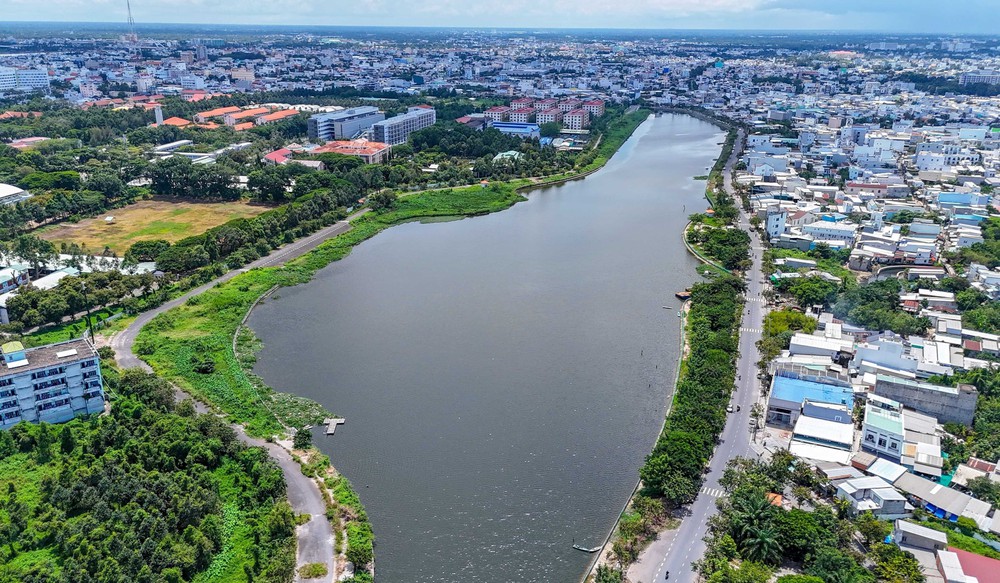 Du lịch dịp nghỉ Lễ Quốc khánh 2/9: Đa dạng điểm đến gắn với đảm bảo môi trường du lịch văn minh, an toàn - Ảnh 2. Du lịch dịp nghỉ Lễ Quốc khánh 2/9: Đa dạng điểm đến gắn với đảm bảo môi trường du lịch văn minh, an toàn - Ảnh 2.