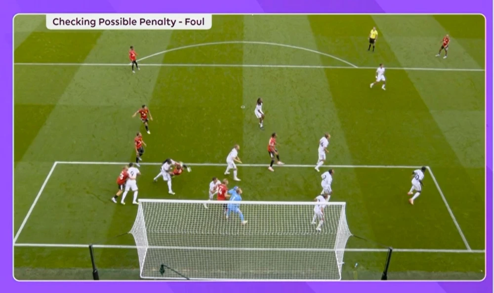 TRỰC TIẾP bóng đá Fulham vs MU: Bruno Fernandes sút hỏng phạt đền (0-0, hết hiệp 1) - Ảnh 2.