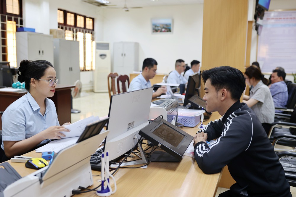 Tinh gọn bộ máy: Tập trung lãnh đạo, chỉ đạo tổ chức đại hội đảng bộ các cấp bảo đảm đúng tiến độ - Ảnh 5.
