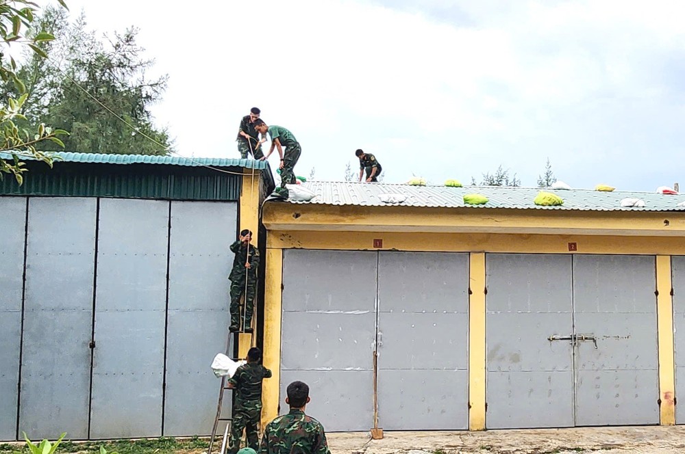 Quảng Trị: Lực lượng Quân đội sẵn sàng các phương án ứng phó bão số 5 - Ảnh 4.