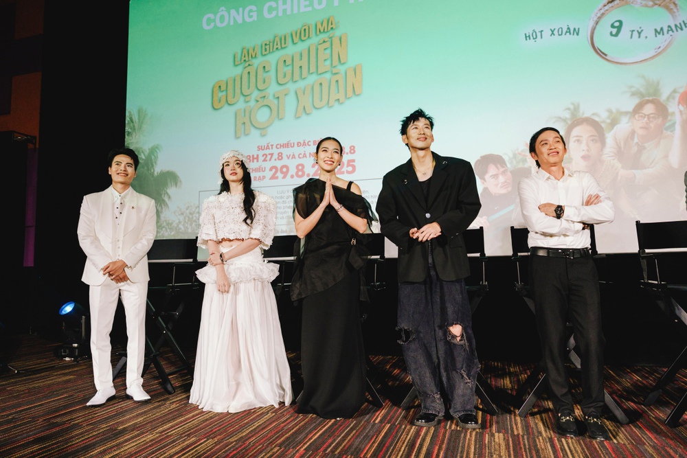 &quot;Làm giàu với ma: Cuộc chiến hột xoàn&quot; chính thức ra mắt - Ảnh 2.