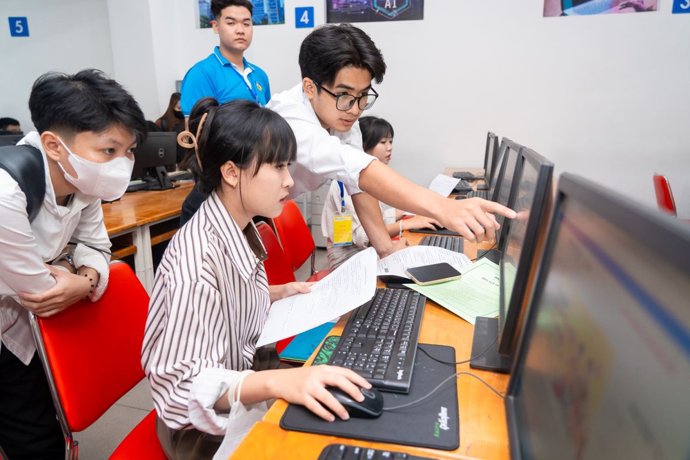 Thí sinh trúng tuyển đại học, cao đẳng bắt đầu xác nhận nhập học trên Hệ thống chung - Ảnh 1.