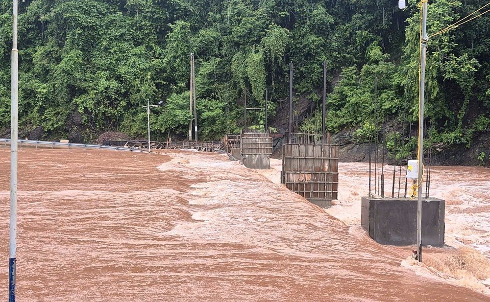 Ứng phó bão số 5: Cập nhật mưa lớn, sạt lở từ Hà Tĩnh, Quảng Trị - Ảnh 4.