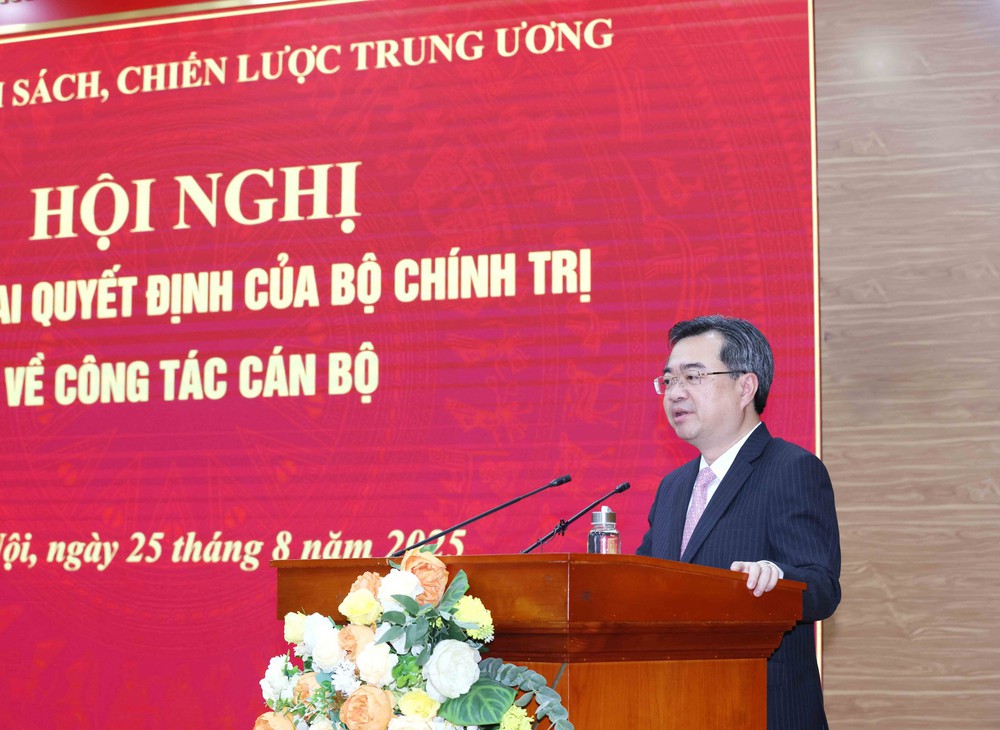 Trao Quyết định bổ nhiệm Trưởng Ban Chính sách, chiến lược Trung ương cho đồng chí Nguyễn Thanh Nghị - Ảnh 4.