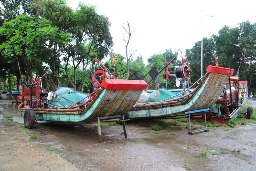 Thủ tướng yêu cầu triển khai quyết liệt công tác ứng phó bão số 5 - Ảnh 6.