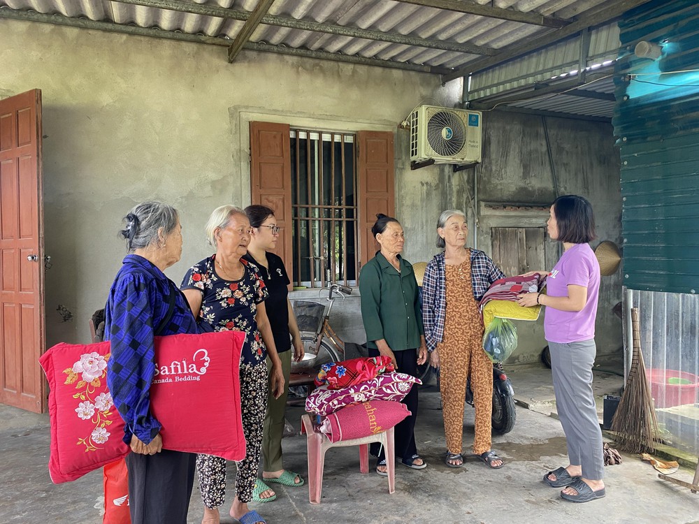 Ứng phó bão số 5: Quảng Trị - Hà Tĩnh tập trung di dời người dân tới nơi an toàn - Ảnh 9.