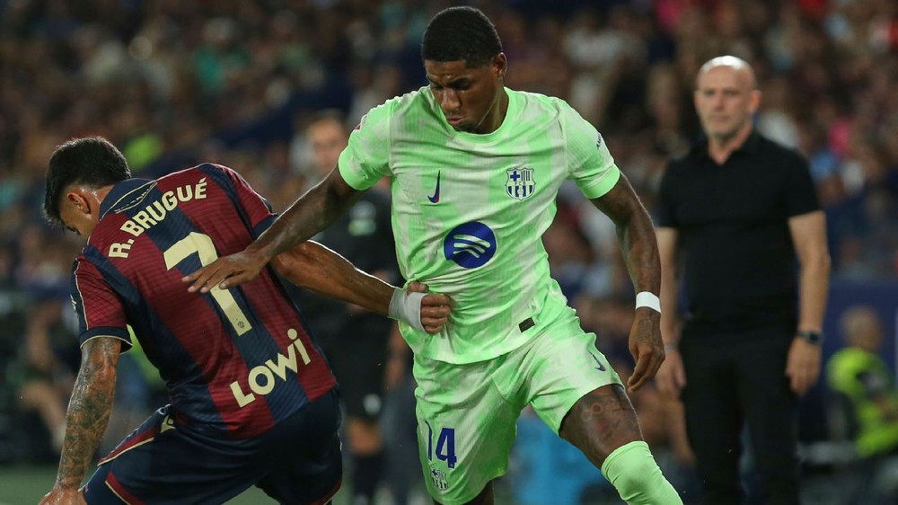 Barcelona: Rashford không “tàn” chỉ sau 45 phút - Ảnh 1.