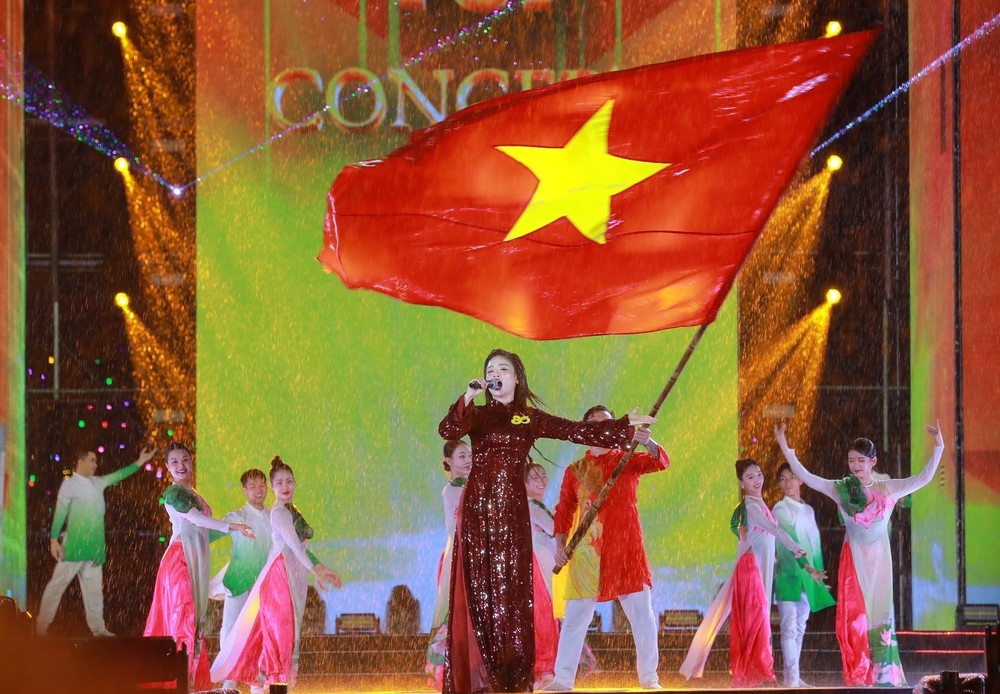  Concert “Việt Nam trong tôi” - Ảnh 2.