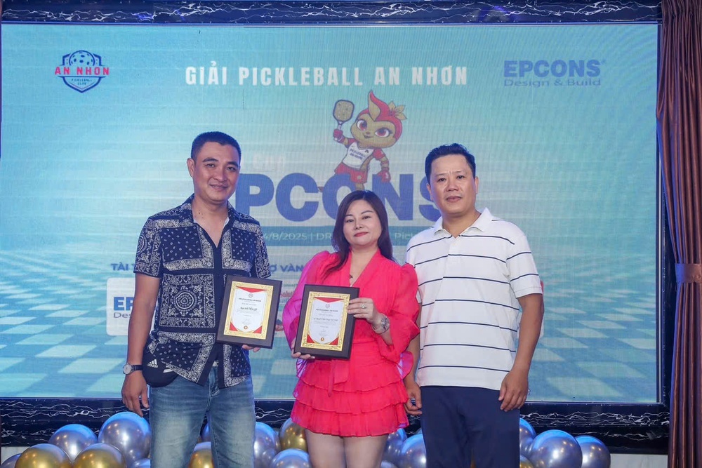 Giải Pickleball lần 1 – 2025 tranh Cup EPCONS: khép lại thành công, để lại nhiều cảm xúc đẹp và tinh thần gắn kết đồng hương - Ảnh 6.