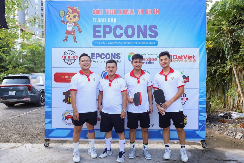 Giải Pickleball lần 1 – 2025 tranh Cup EPCONS: khép lại thành công, để lại nhiều cảm xúc đẹp và tinh thần gắn kết đồng hương - Ảnh 4.