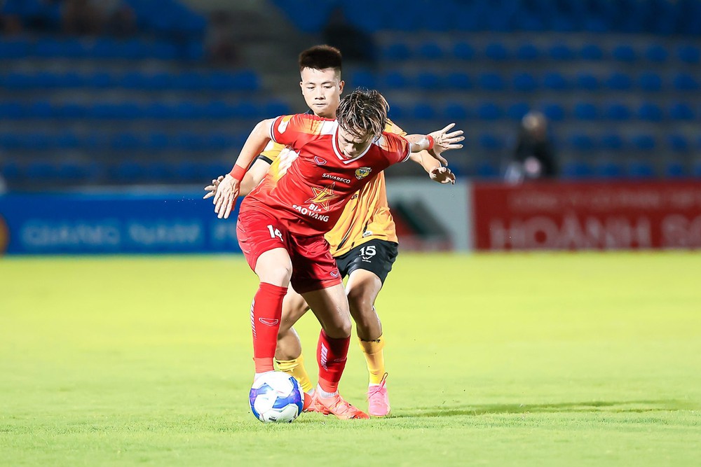 Tin nóng bóng đá Việt Nam hôm nay 28/8: U16 Việt Nam tranh hạng ba với Indonesia; Viktor Lê nhận cảnh báo trước khi hội quân U23 - Ảnh 2.